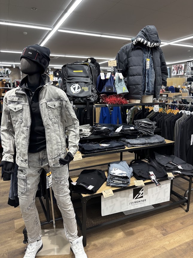 アイズフロンティア